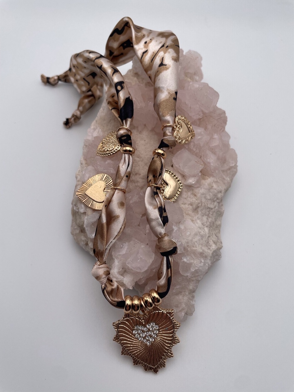 Gold Heart Pendant Scarf Necklace - Beige & Black - Picture 9 of 12